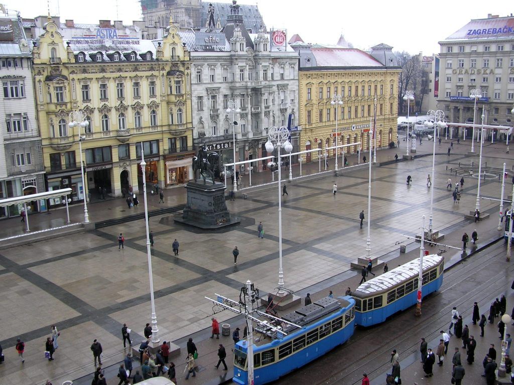 Ховатия, Загреб